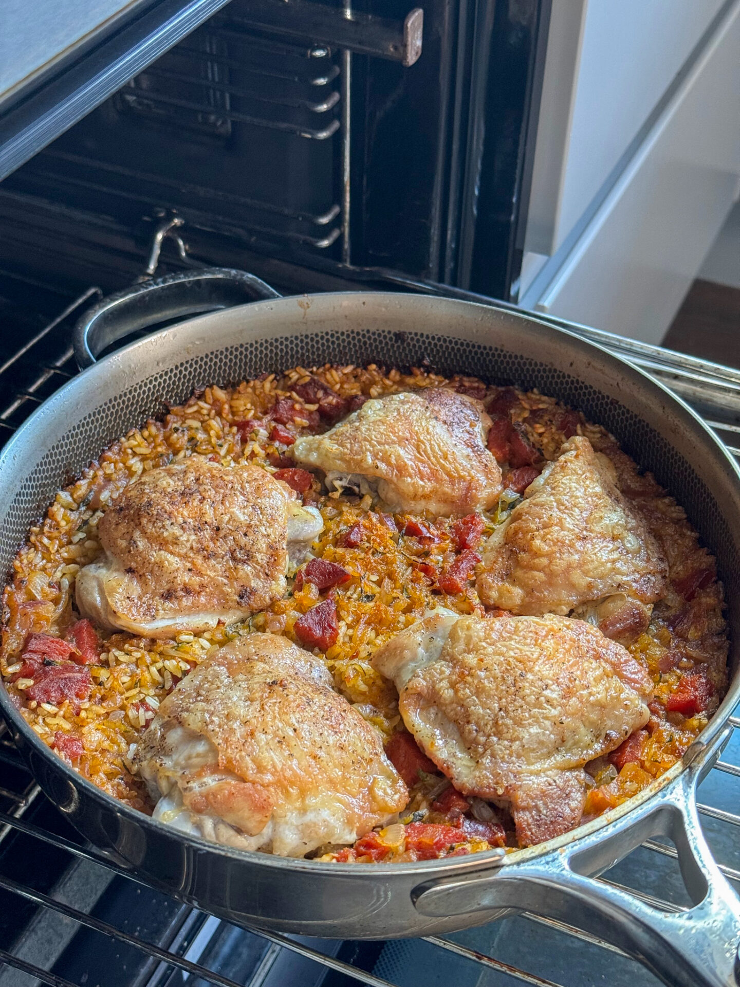 One-Pot Spanish Chicken & Rice - Brooke Kelly Nutrition